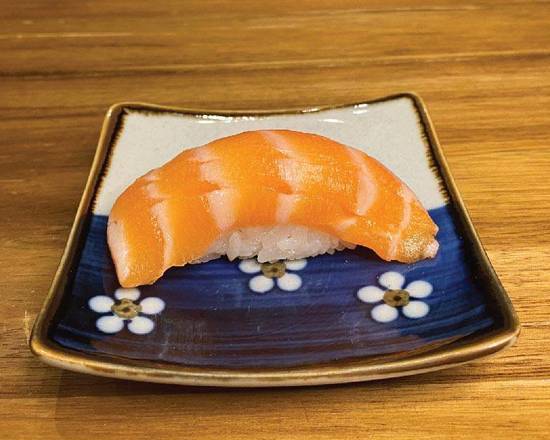 Salmon Sushi(1pc) 挪威三文鱼寿司